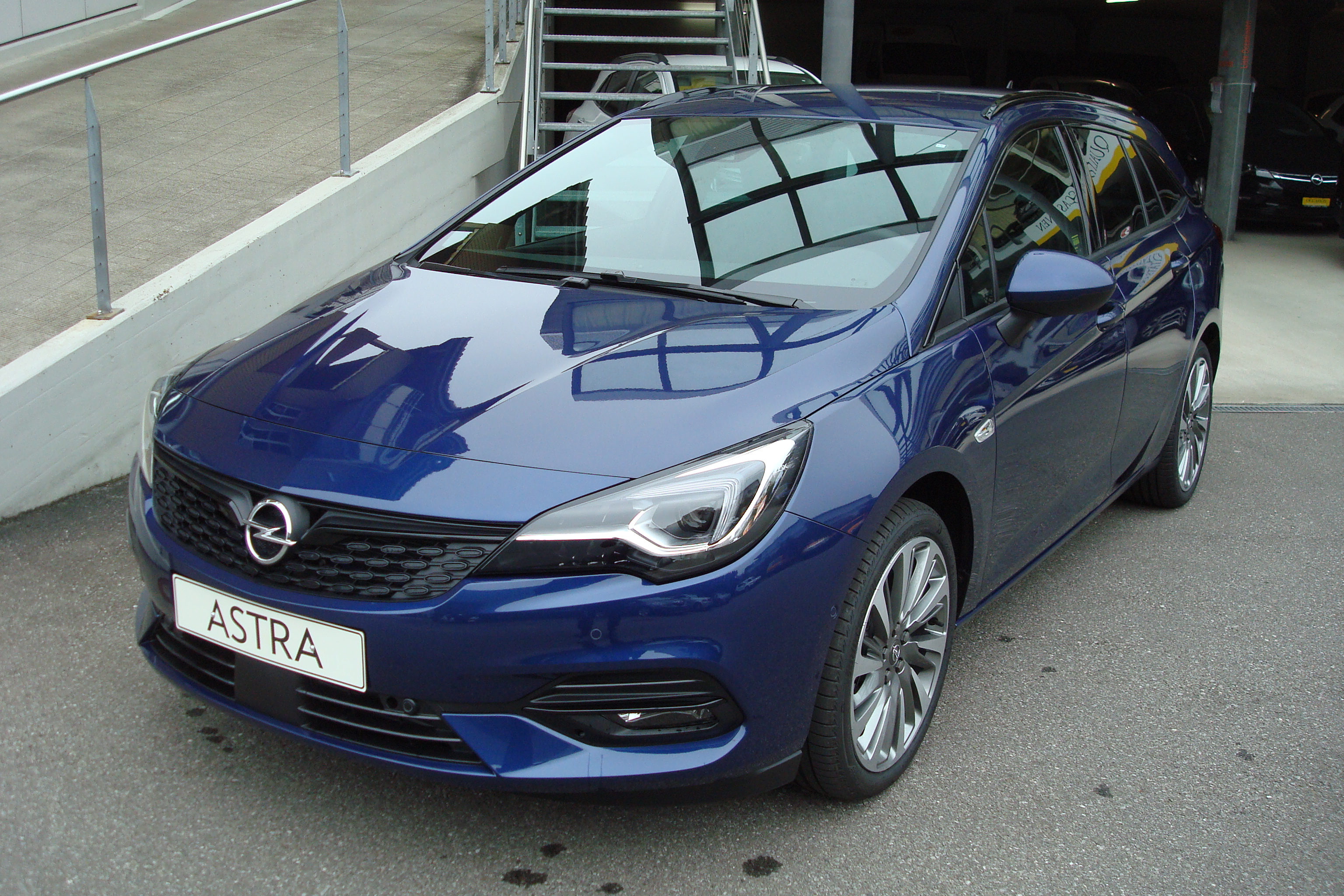 OPEL Astra 1.4i T Aut. Ultimate SportsTourer