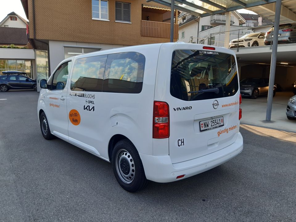 Opel Vivaro 9-Pl&auml;tze-Bus